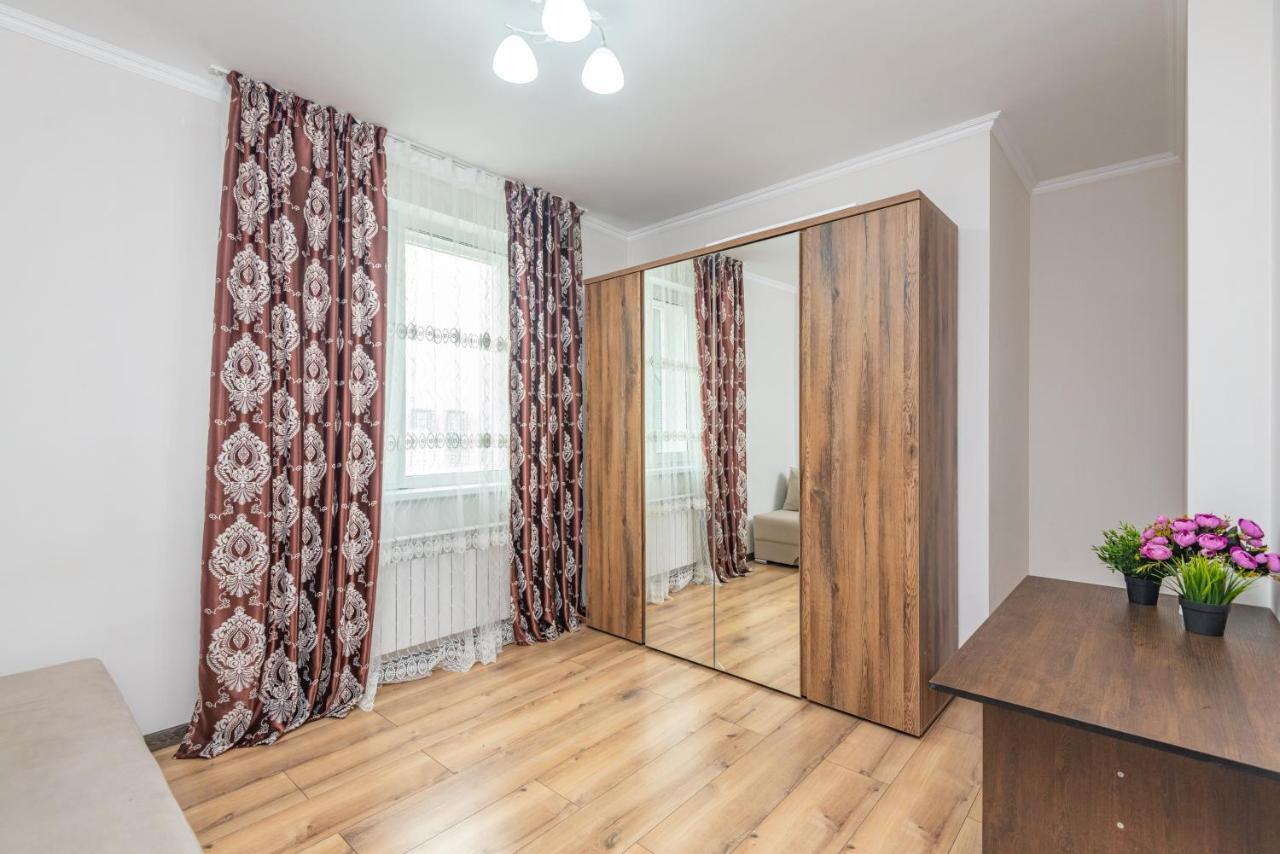 Жк Sauran Towers Comfort 아스타나 외부 사진